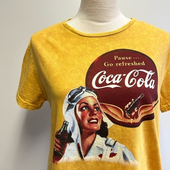 COCA Cola Lucky Brand Oversized T-Shirt Women’s XS Fits Medium - Picture 4 of 5